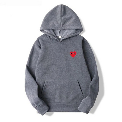 Sweat à Capuche avec Détail de Cœur Brodé – Style Minimaliste Unisexe