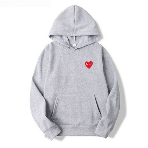 Sweat à Capuche avec Détail de Cœur Brodé – Style Minimaliste Unisexe